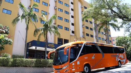 12022025-Mercado-de-chassis-Volvo-B360R.jpg (1)