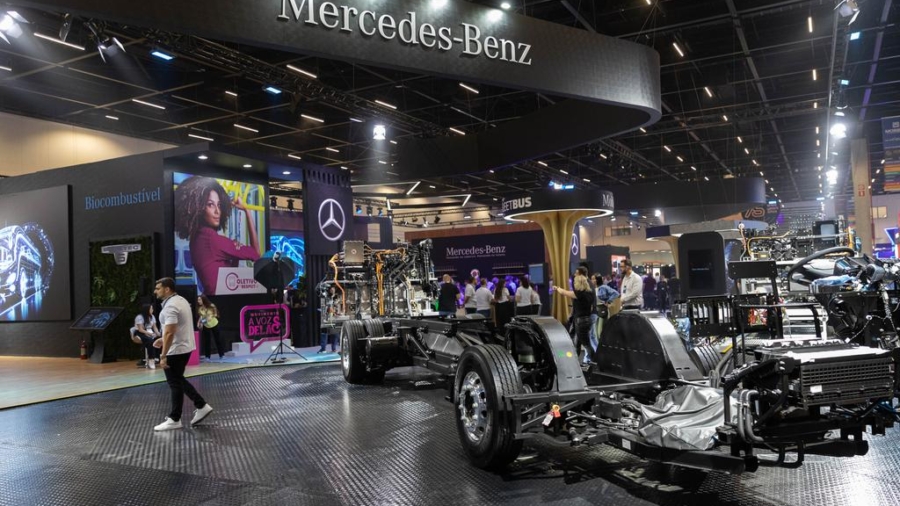 466649_1206684_mercedes_benz_img_7733_web_