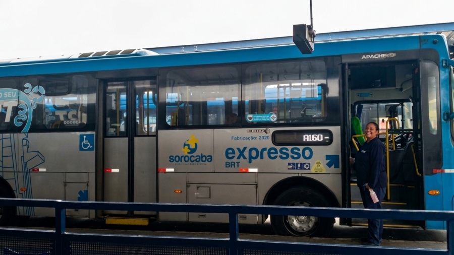 Aline Rosa Rodrigues_auxiliar de tráfego BRT Sorocaba