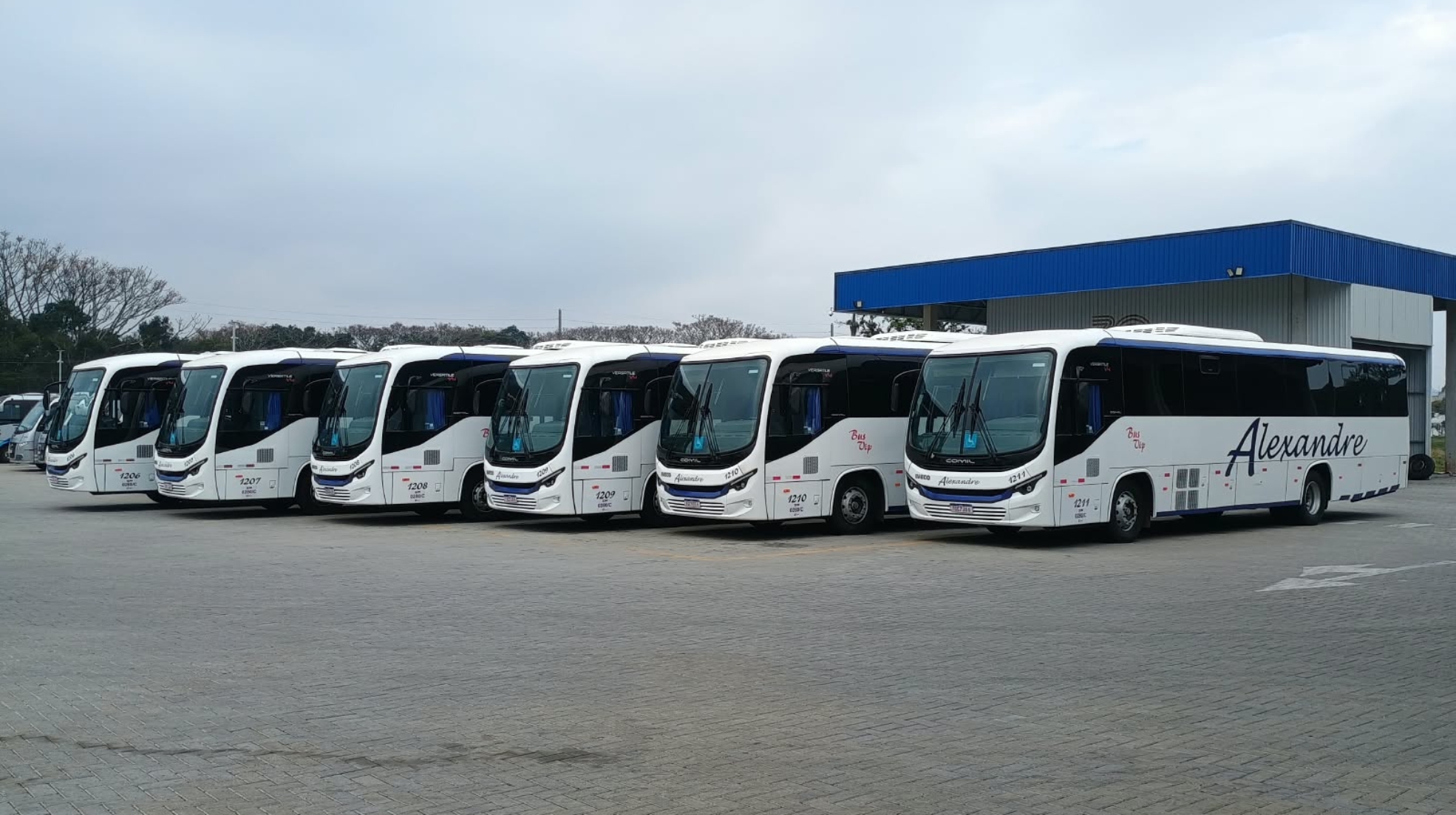 BUS 17-280 Alexandre Fretamento e Turismo (1) (1)
