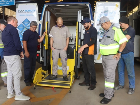 Treinamento_Emdec_Operação_Manutenção_Elevadores_ônibus (8)